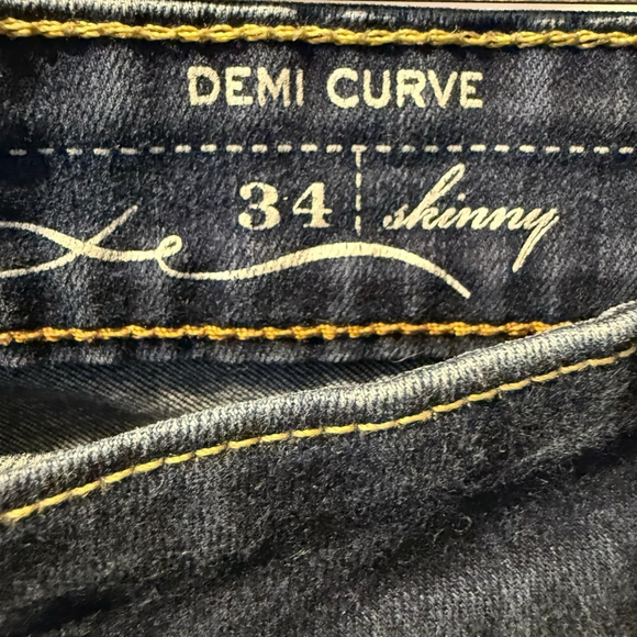 Levi's Women's Jeans Size 34 Dark Blue - Picture 5 of 8